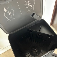 ルンバi 3 plusの画像