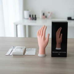 【お得セット】ネイル練習に！リアルハンド＋チップ＋ツールまとめ売りの画像