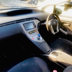 トヨタ　プリウス30の画像