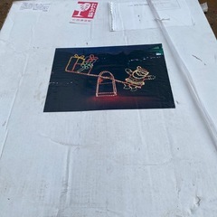 クリスマスツリーのライト装飾の画像