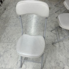 椅子まとめて4脚の画像