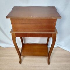 【B413】木製　電話台　収納棚　アンティーク調　インテリア　現状品の画像