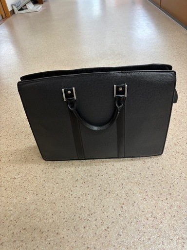 ブリーフケース　ルイビトン