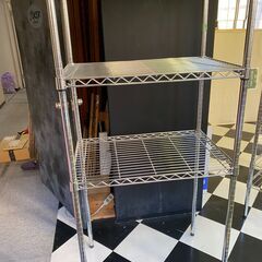 【車限定・本日引き取り大歓迎】『まとめて限定』スチールラック全４セット＋収納ケースの画像