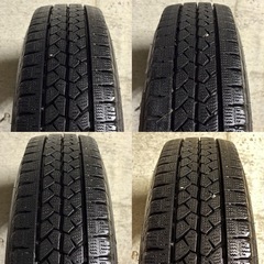 C-42 タイヤ 中古 BRIDGESTONE STUDLESS BLIZZAK VL1 155/80R14 88/86 N LT の画像