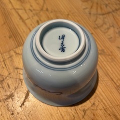 【引き取り限定】中古品　湯呑み　2個セット　有田焼　トンボの画像