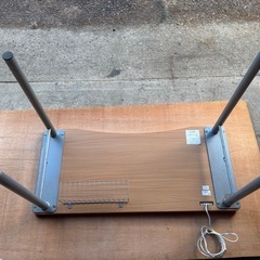 パソコンデスクの画像