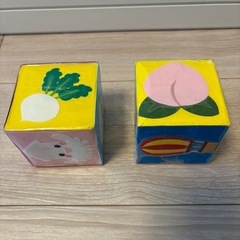 牛乳パックで作るキューブ型ブロック２個セットの画像