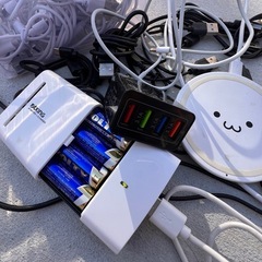 usb端子　iPhone端子　モバイルバッテリー　じゅ充電器の画像