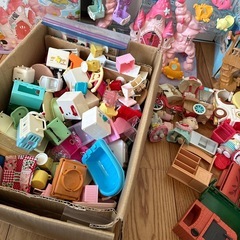 【まとめ セット】 シルバニア　ファミリー　美品　箱付　ねこちゃん　ガチャガチャ　お得　大量　おもちゃ　クリスマス　プレゼント　正月　誕生日　女の子　知育 の画像