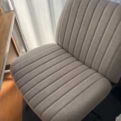 (新品に近い)あぐらがかけるソファ YAMAZEN の画像