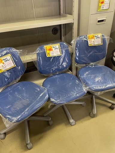 オカムラOAチェア大量入荷
