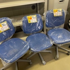 オカムラOAチェア大量入荷の画像