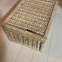 ラタン？の箱の画像