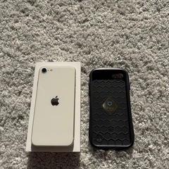 iPhone  SE 第3世代スターライトの画像