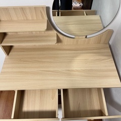 鏡台(椅子付き)の画像