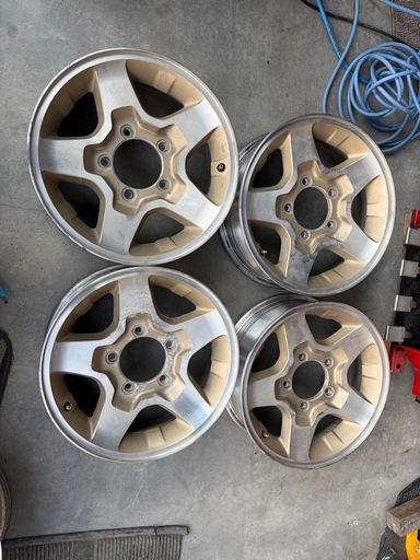 スズキ ジムニー用アルミホイール 4本
組