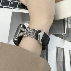 【新品】Apple Watchレザーチェーンバンドのみ ブラックの画像