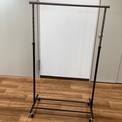 ハンガーラックB【町田市再生家具】1114の画像