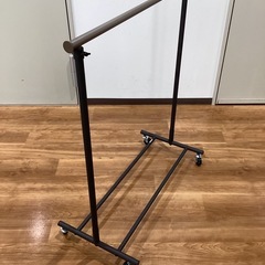 ハンガーラックB【町田市再生家具】1114の画像
