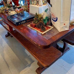 木製ダイニングテーブル&ベンチ椅子（上の飾りは付属されません。）の画像