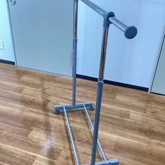 ハンガーラック A【町田市再生家具】1114の画像