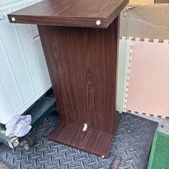 ガラステーブルの画像