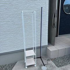 収納家具、ライト の画像