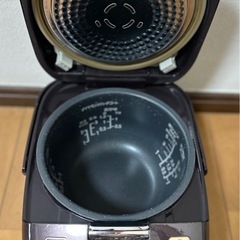 パナソニック 5.5合 IH炊飯器 IHジャー SR-HVD1080 の画像