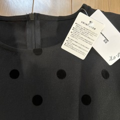 ドット柄ペプラムトップスの画像