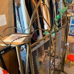 アイアン　バラモチーフ　パーテーションの画像