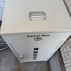 宅配ボックスの画像