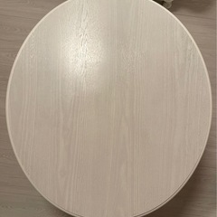 シャビーシック ホワイト楕円テーブルの画像