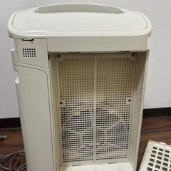 SHARP 加湿空気清浄機 KC-Z40-Wの画像