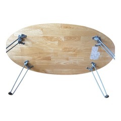 折りたたみ　
楕円テーブルの画像