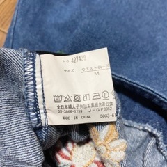 デニムスカート花柄の画像