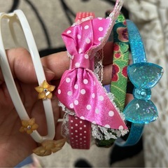 女の子　カチューシャ　4本の画像