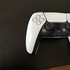 【破損・動作あり】プレステ5 コントローラーの画像
