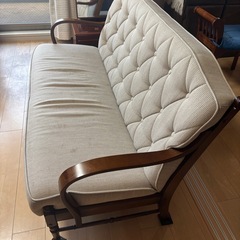 カリモクのソファー、テーブルセットの画像