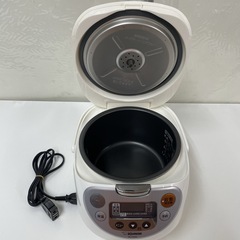 R732 ☀️ ZOJIRUSHI 炊飯ジャー 5.5合炊き 15年製 NL-CS10 ⭐ 動作確認済 ⭐ クリーニング済の画像