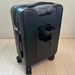 新品未使用　キャリーケースの画像
