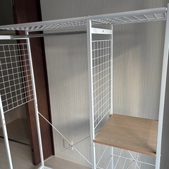 ハンガーラックの画像