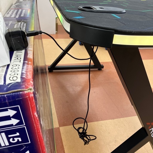 ★ジモティー割引10%★ X Rocker パルサー MAX RGB LED ゲーミングデスク 中古品 通電確認済み 《リサイクルショップドリーム次屋店/尼崎市若王寺》 ☆尼崎市若王寺☆