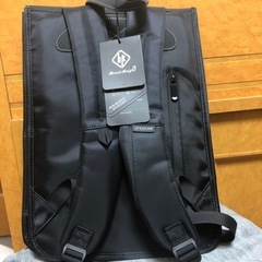 充電配線付きビジネスリュックの画像