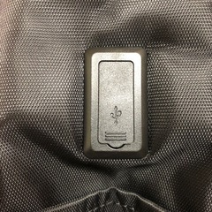 充電配線付きビジネスリュックの画像