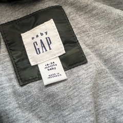 ベビーギャップ　くま耳アウター　迷彩柄　18〜24mの画像