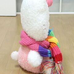 ぬいぐるみ　Sanrio（サンリオ）キティ　横29㎝×奥行き14㎝×高さ42㎝　中古品の画像