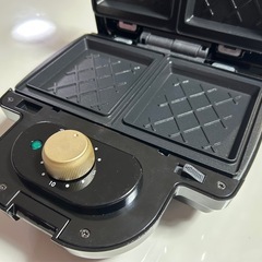 新品未使用　タイマー付きホットサンドメーカーの画像