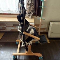 折りたたみ式 介助用 車椅子 子供用の画像