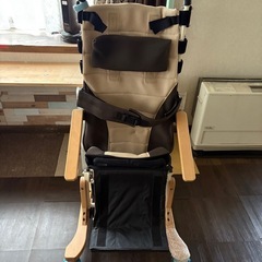 折りたたみ式 介助用 車椅子 子供用の画像